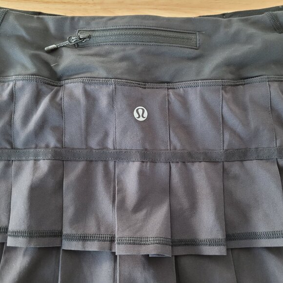 Lululemon Skort ~ Size 8 - Picture 2 of 5